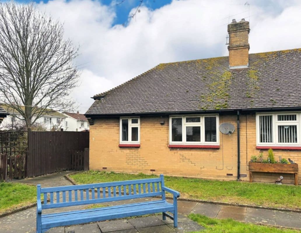 Freehold Bungalow with Consent for a Single Storey Rear Extension Vacant Possession