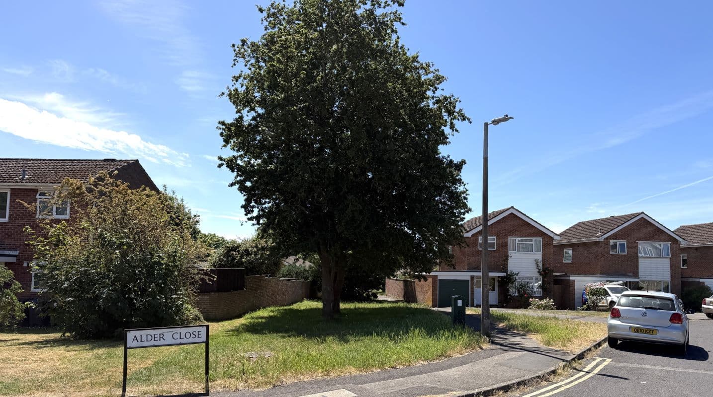 Land Adjacent to, 2 Alder Close