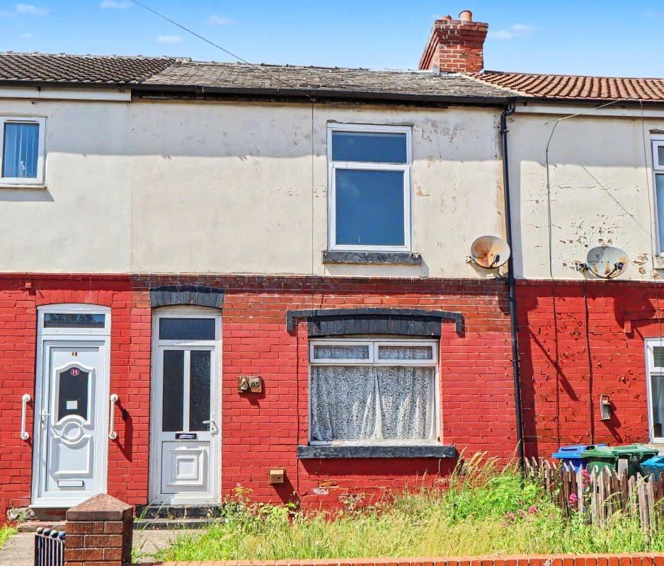 Freehold House Vacant Possession