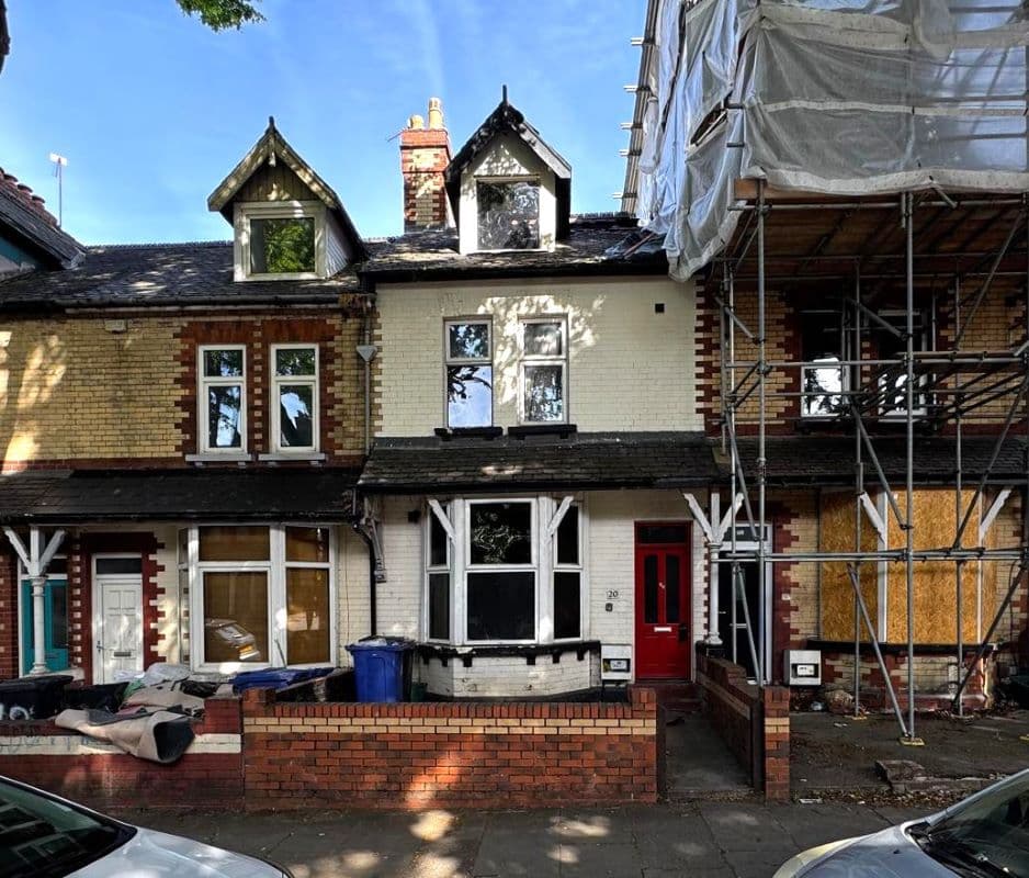 Freehold House Vacant Possession