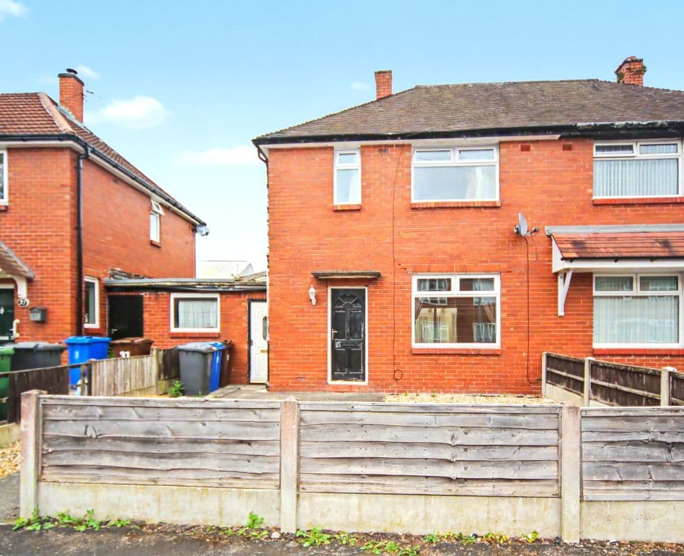 Freehold Semi-Detached House Vacant Possession