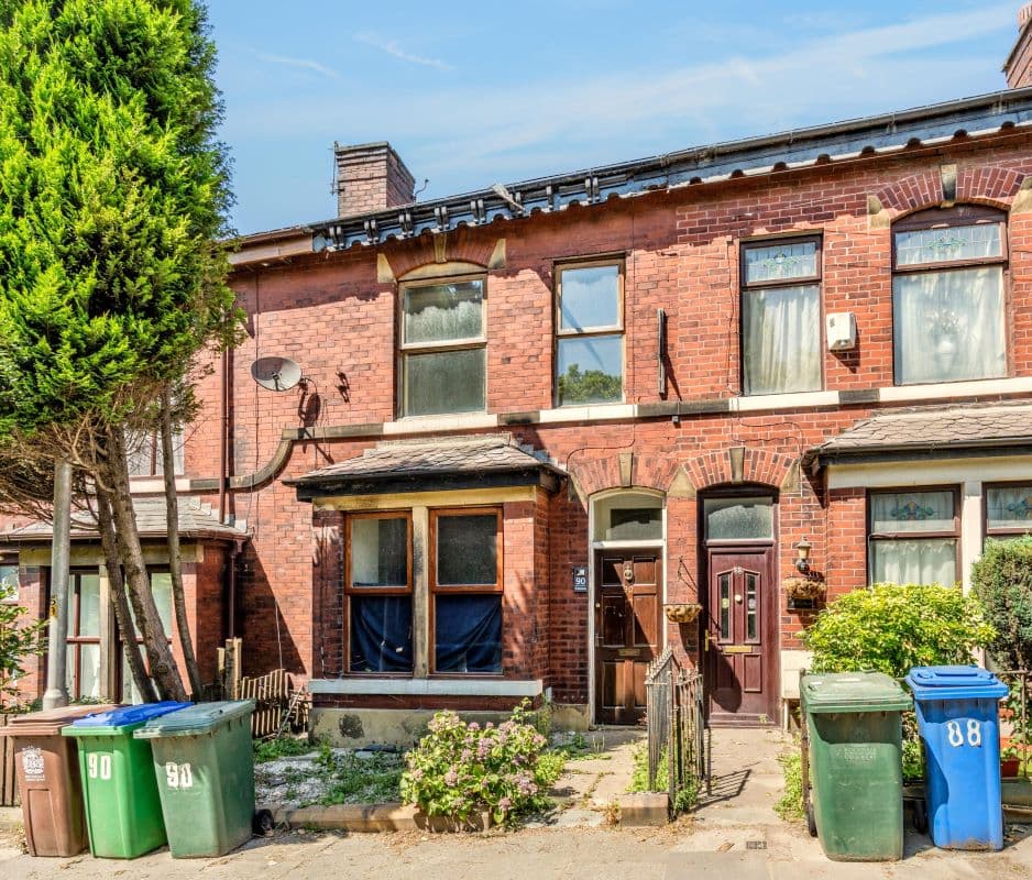 Freehold House Vacant Possession