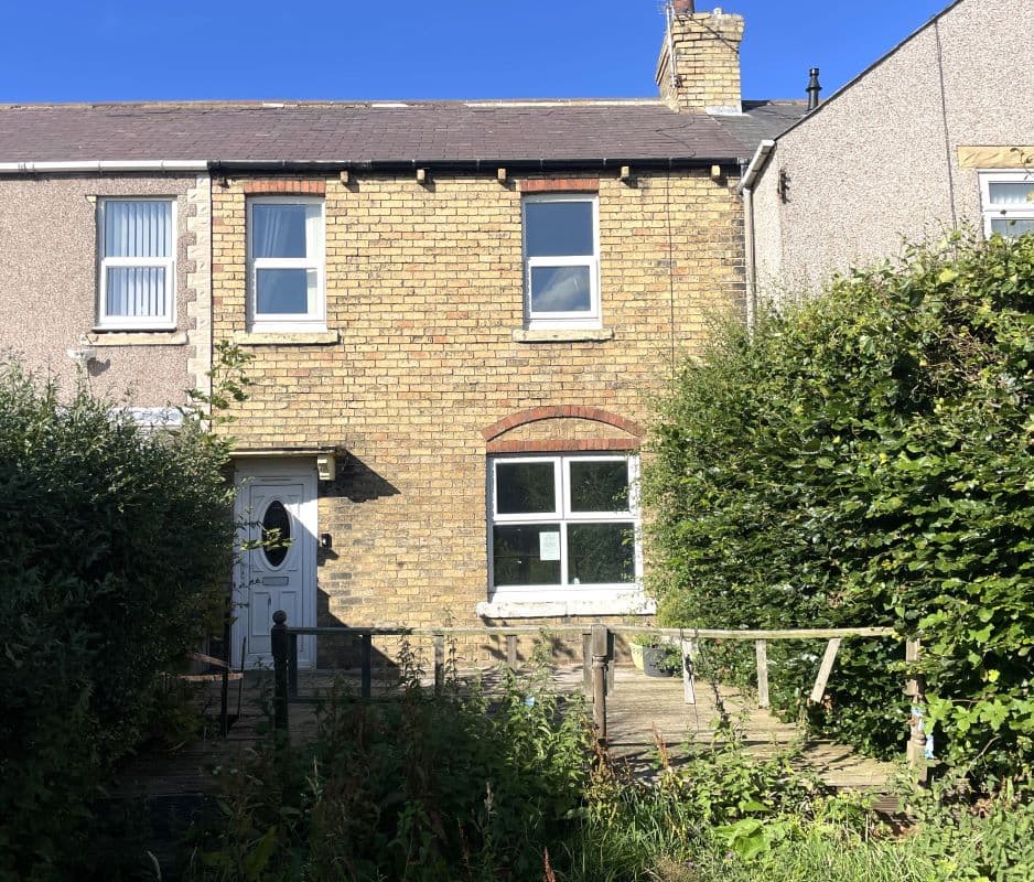 Freehold House Vacant Possession
