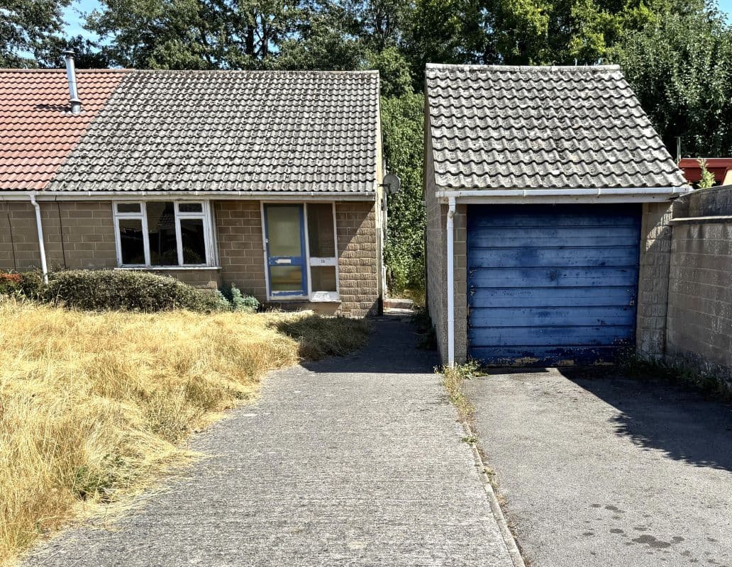 Freehold Semi-Detached Bungalow and Garage Vacant Possession