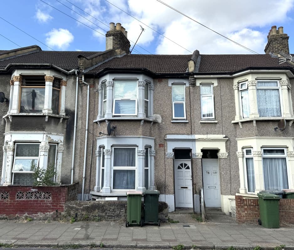 Leasehold Garden Flat Requiring Modernisation