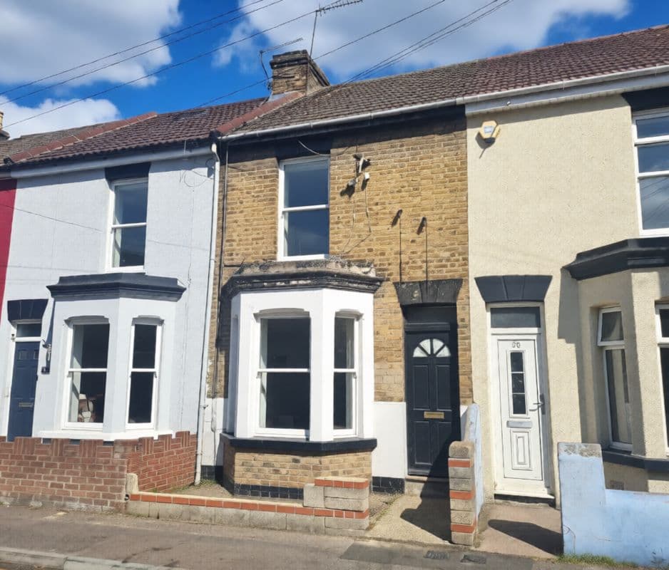 Freehold House Vacant Possession
