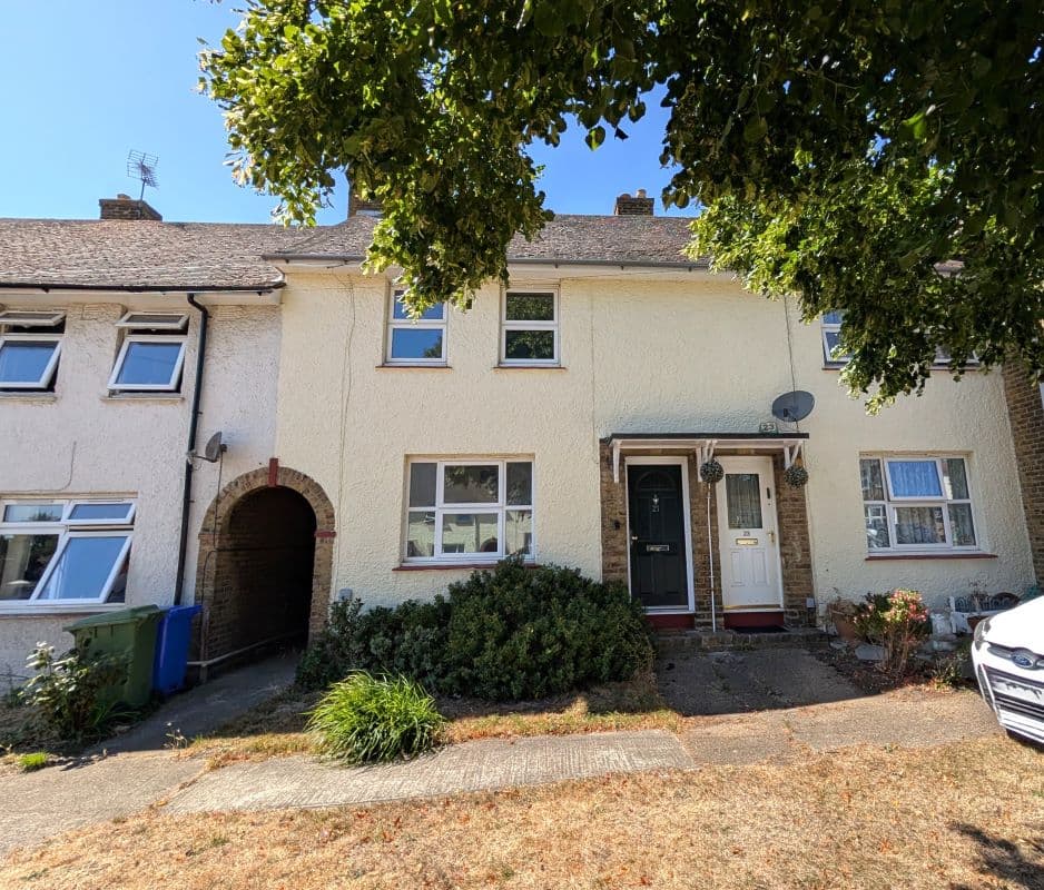 Freehold House Vacant Possession