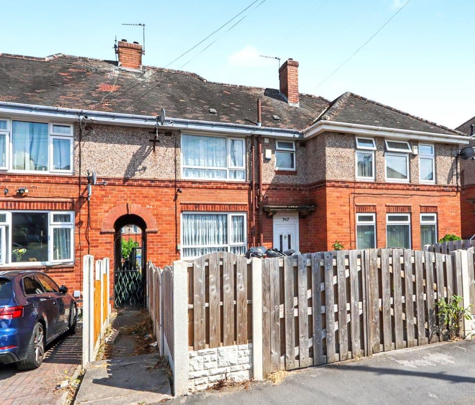 Freehold House Vacant Possession