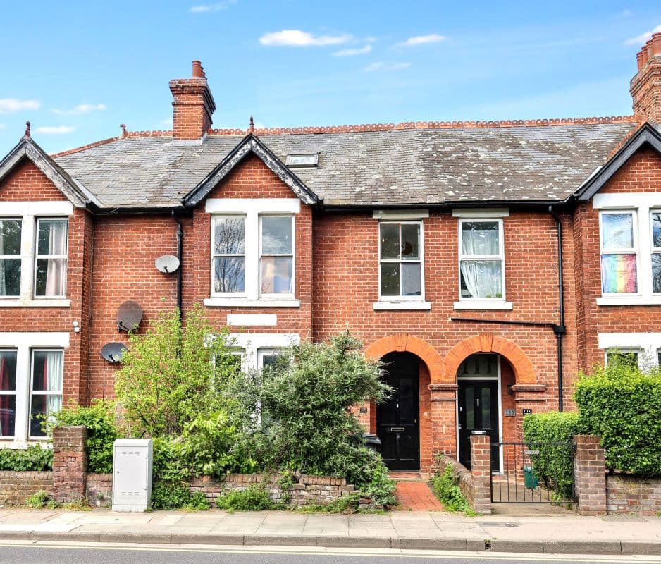 Leasehold Flat Requiring Modernisation