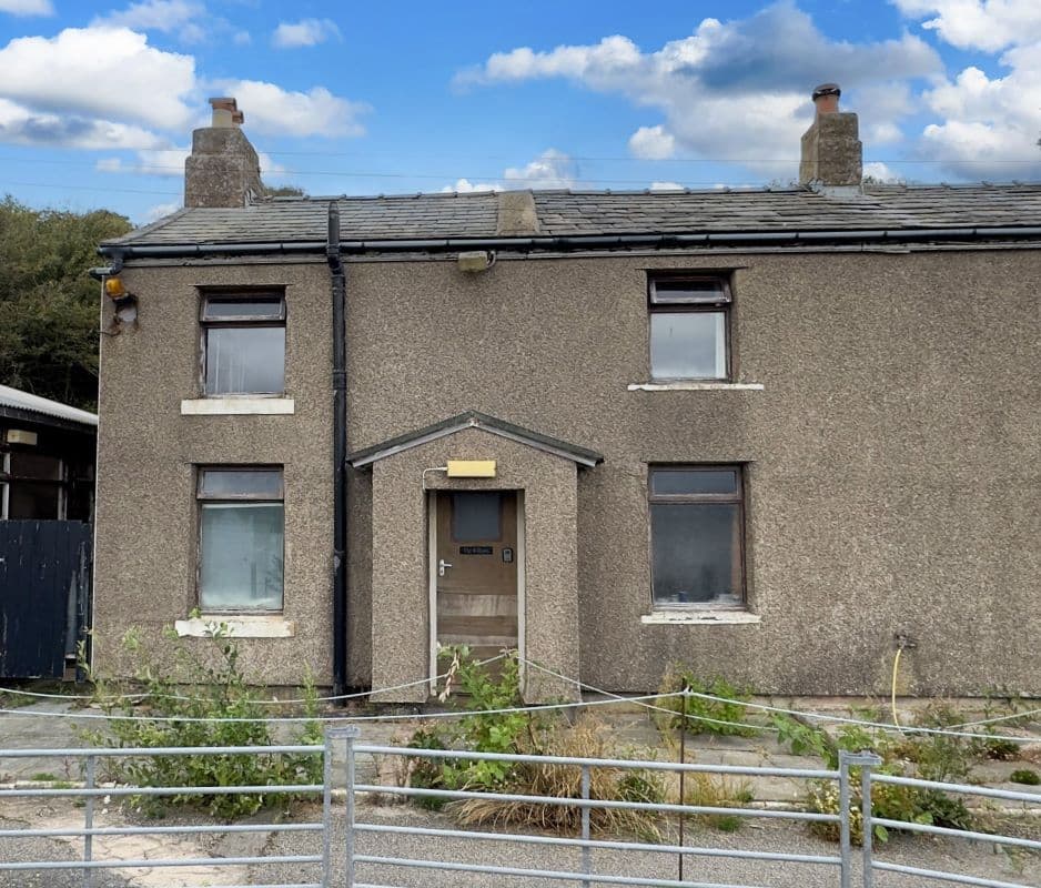 Freehold Building Requiring Modernisation