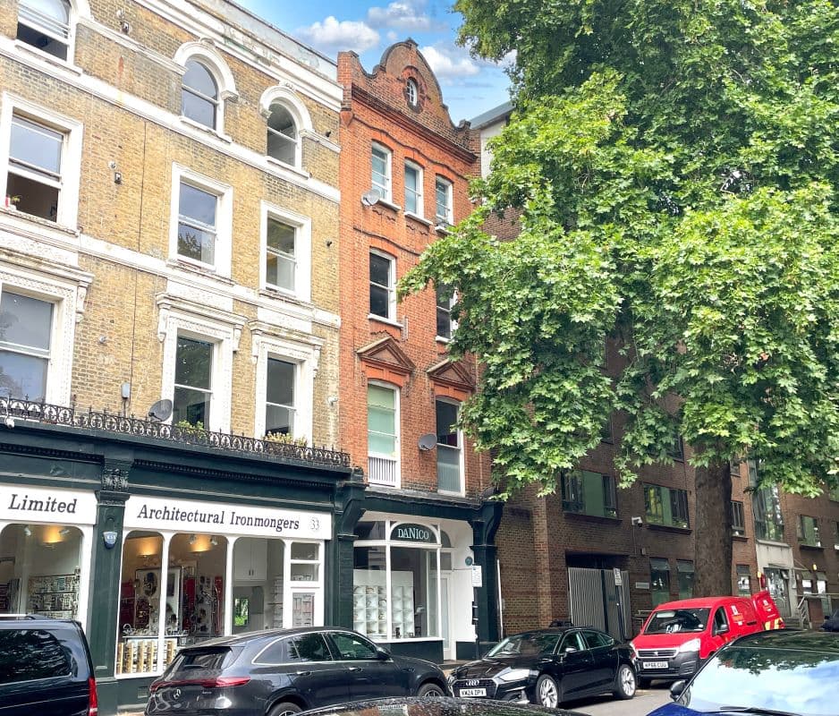 Leasehold Flat Vacant Possession