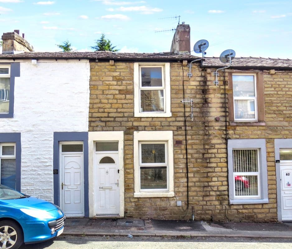 Freehold House Vacant Possession