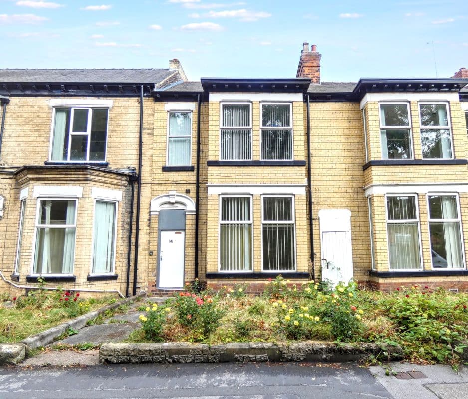 Freehold Building Vacant Possession