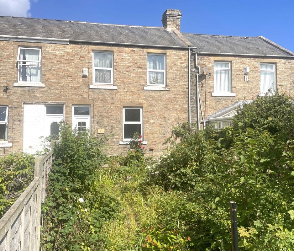 Freehold House Vacant Possession