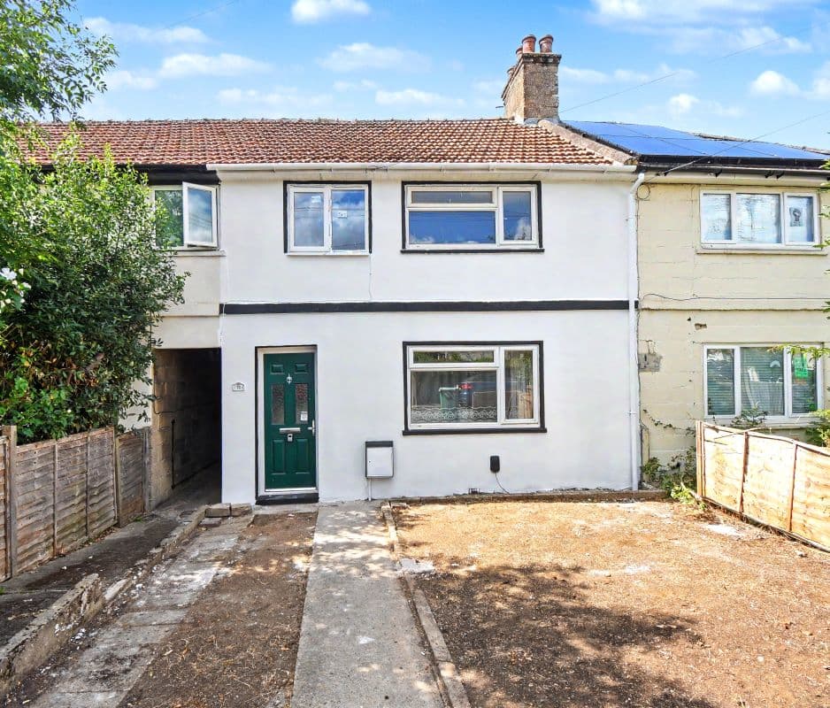 Freehold House Vacant Possession
