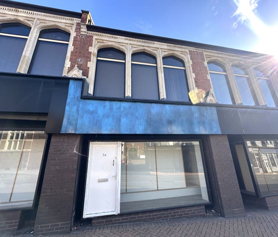 Freehold Shop and Upper Part Vacant Possession
