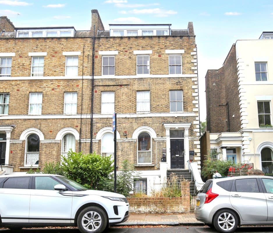 Leasehold Flat Vacant Possession