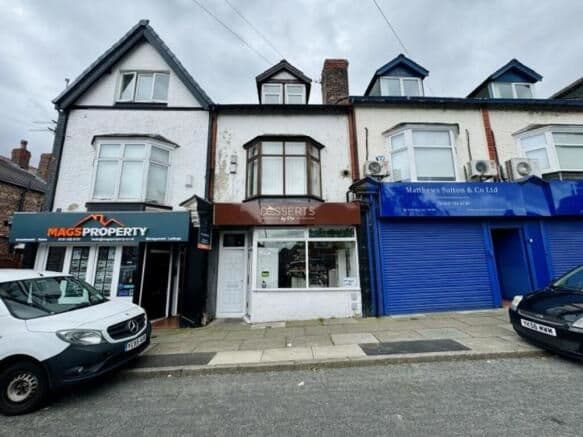 Shop & Uppers, 54 / 54a Penny Lane