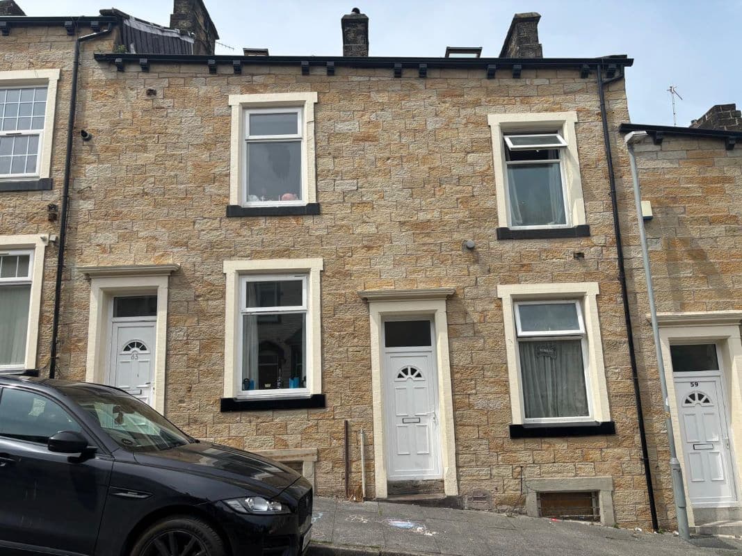 FOUR BEDROOM TENANTED PROPERTY TO BE SOLD AT AUCTION