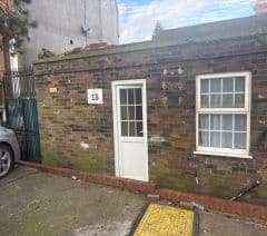 Vacant Freehold 1 Bed Flat with Parking