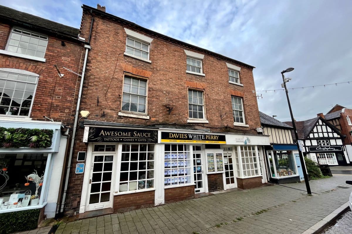 Mixed-Use Income Generating Terrace Building