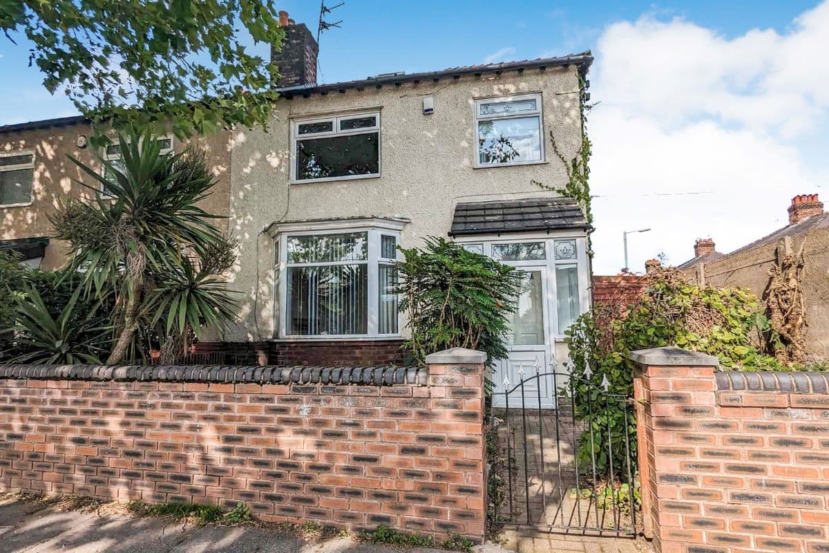 A four-bedroom freehold semi-detached house. Vacant and ideal for investors.