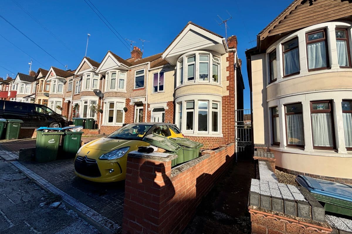 Five-Bedroom End Terrace House HMO