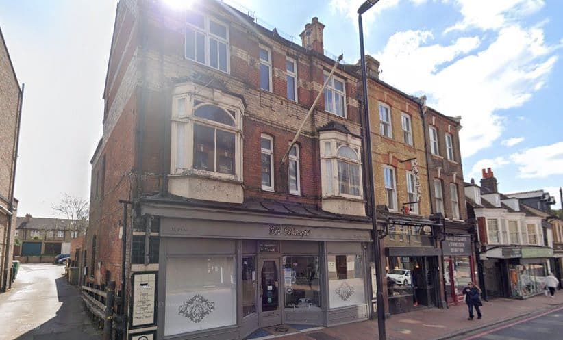 Mixed Use Freehold Investment!