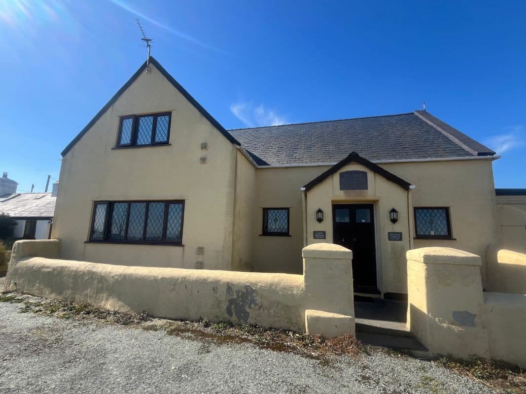 Capel Siloam, Llanfair Yn Neubwll, Holyhead, Gwynedd, LL65 3LD
