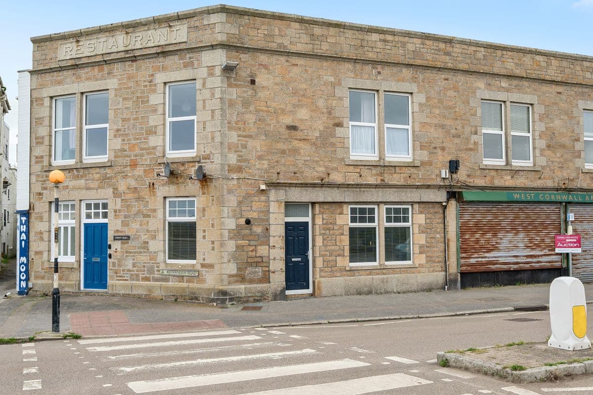 Wherry Flats, 1, 2 & 3 Alexandra Road