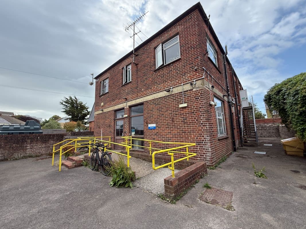 Self-contained Detached Office Building
