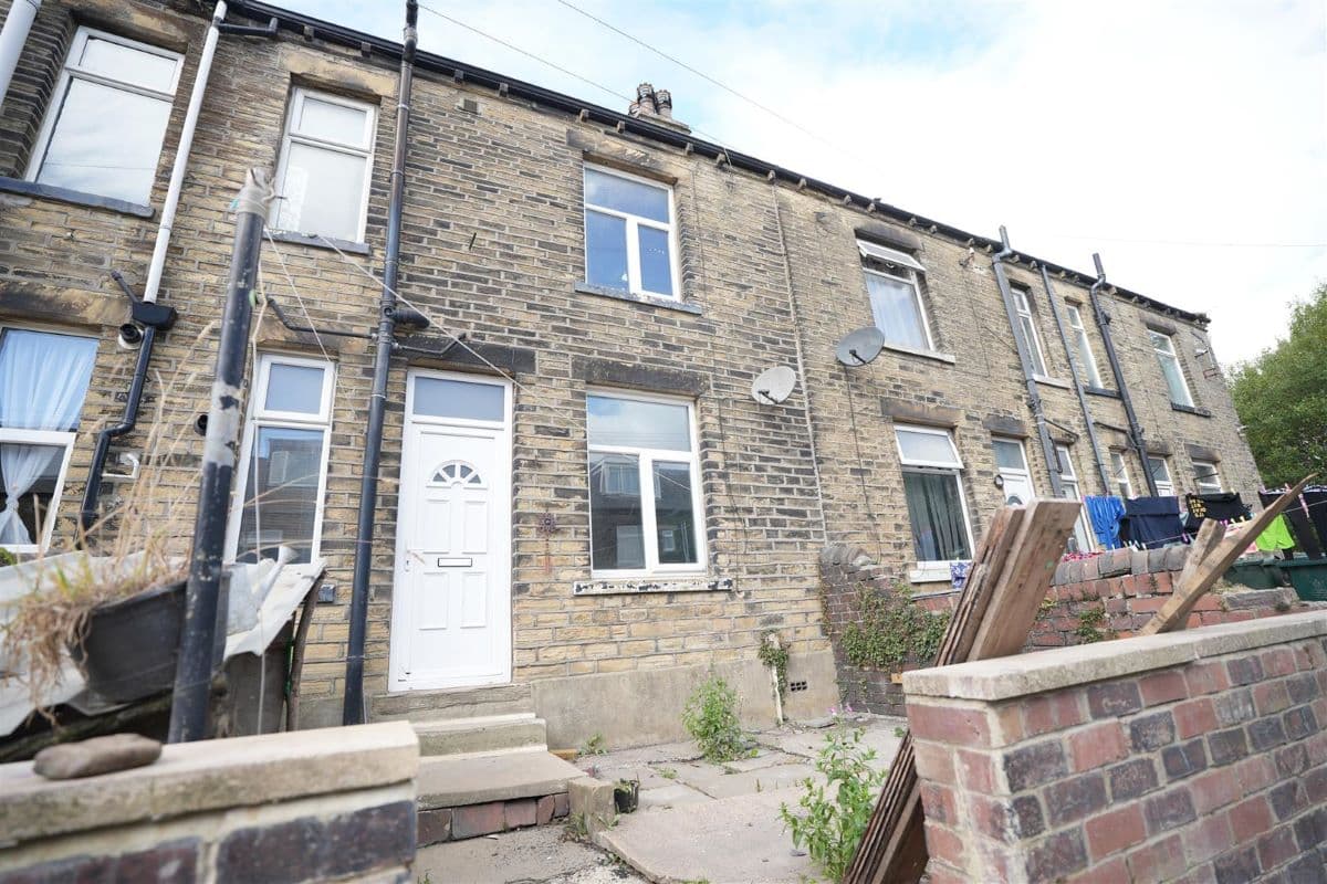 Auction Property in Wyke