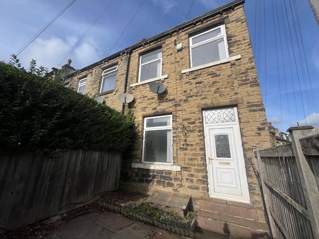 Stone Built End and Through Terrace House