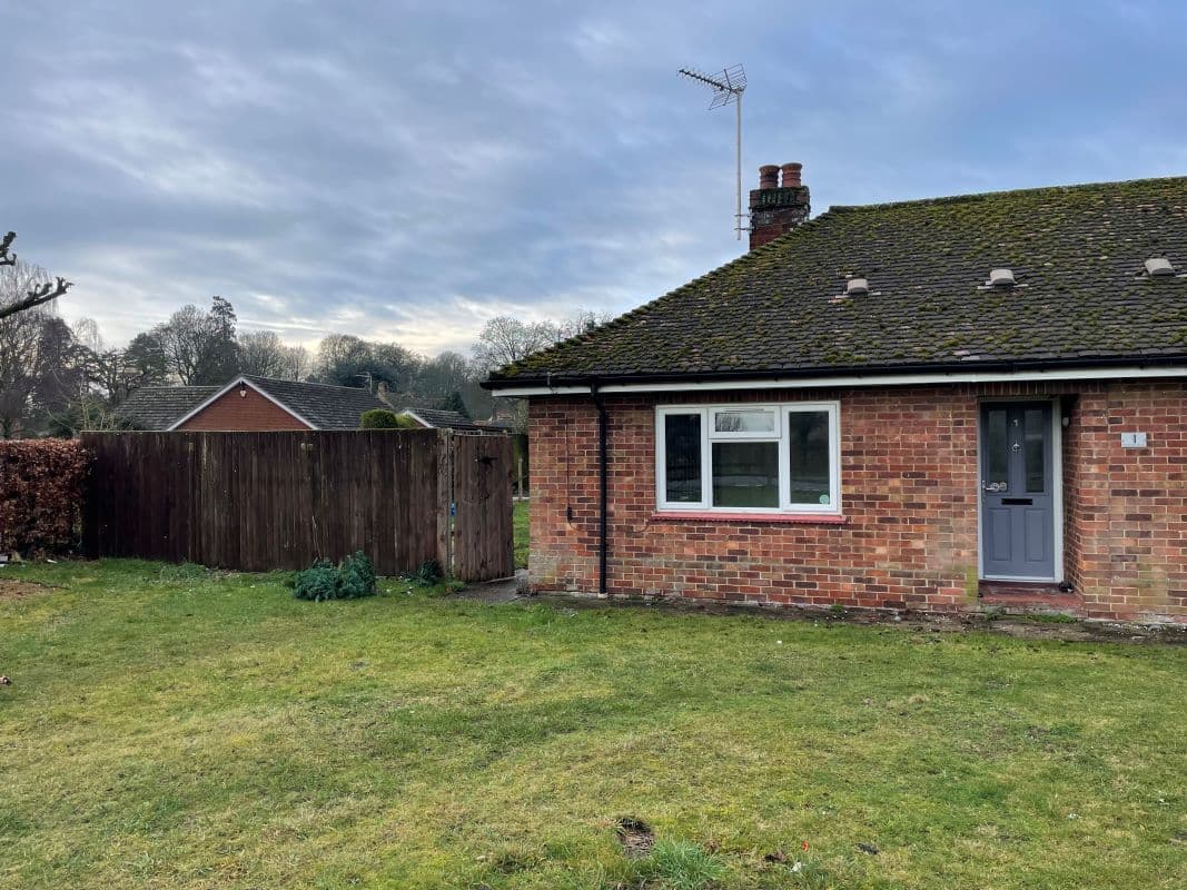 Unconditional Online Auction Sale