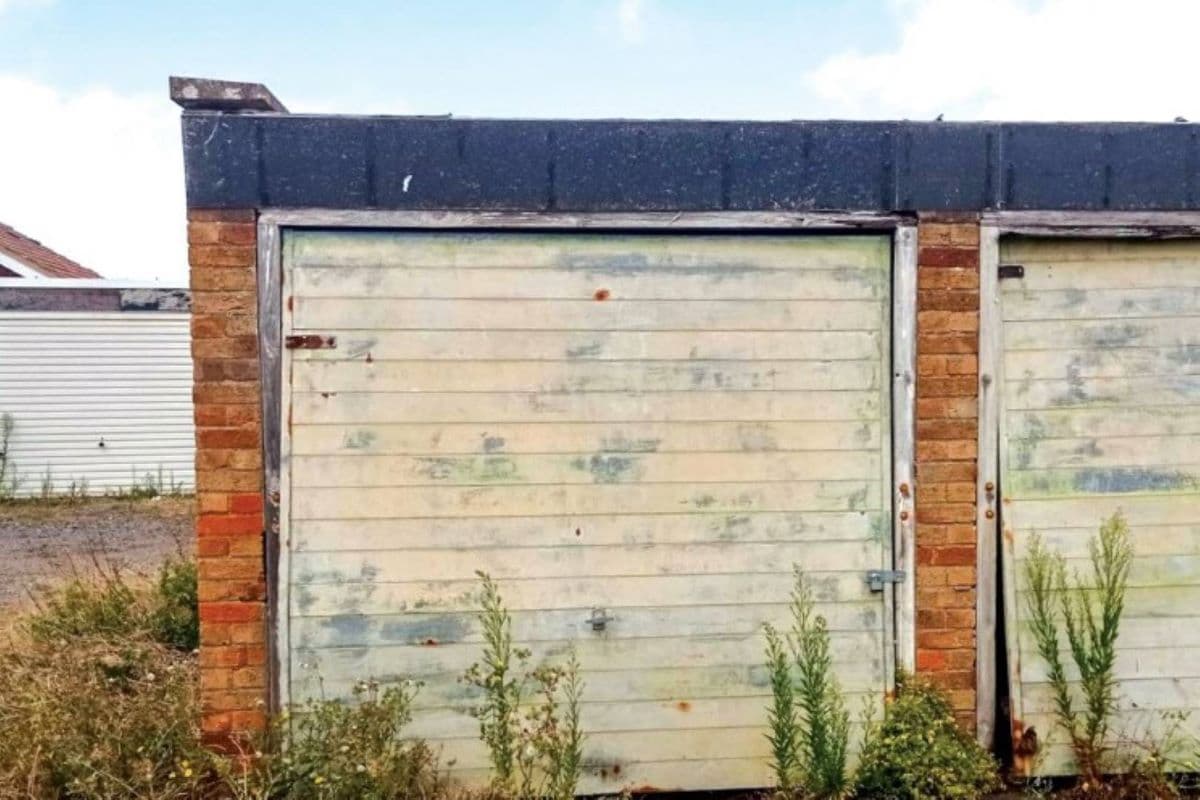 Garage on Ballinghall Close