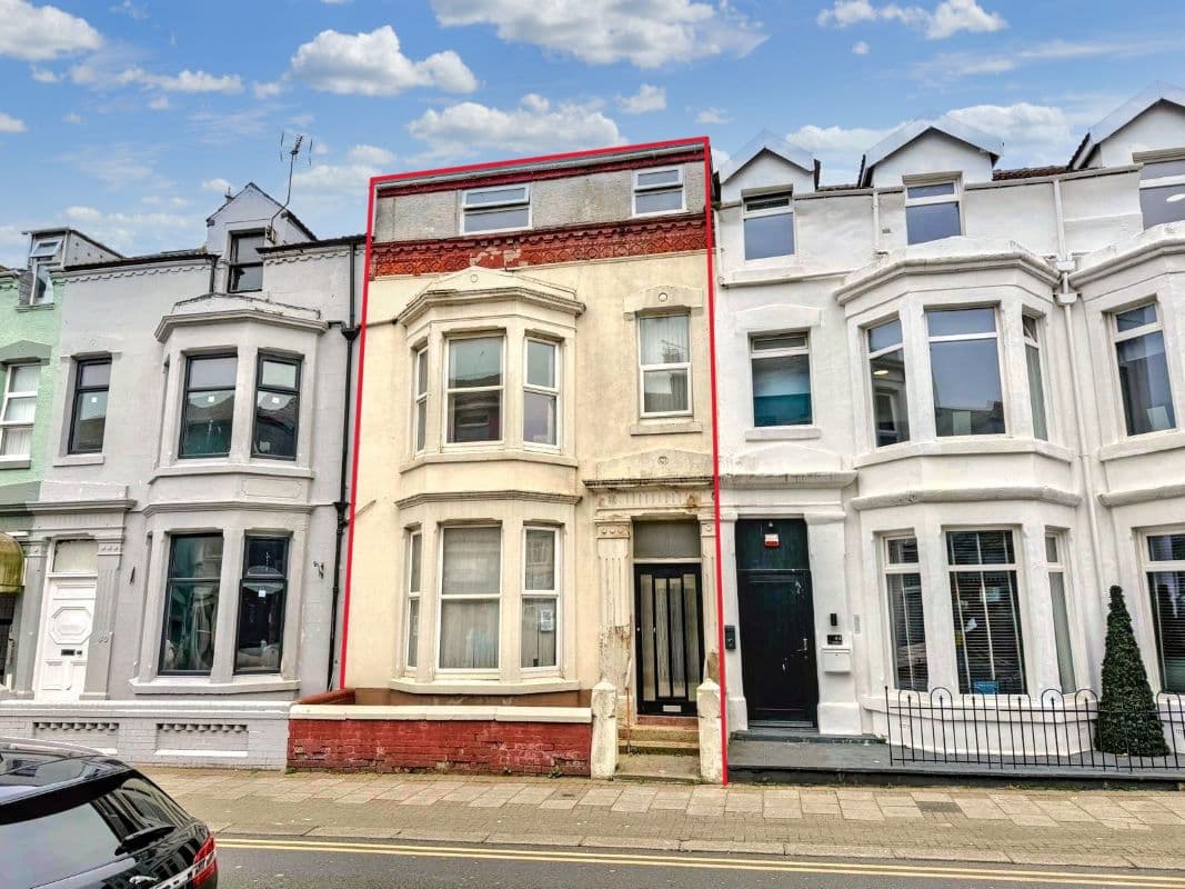Block of Six Holiday Flats in the Heart of Blackpool