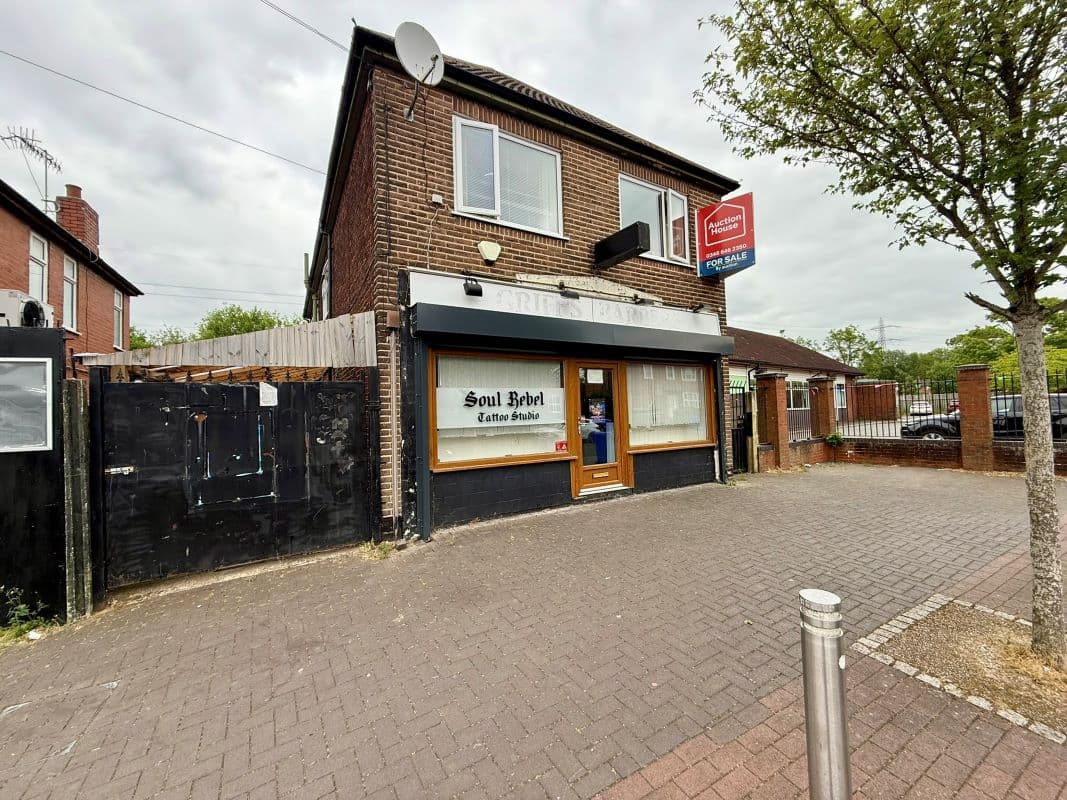 MIXED USE INVESTMENT FOR SALE BY AUCTION 14TH JULY TO 15TH JULY