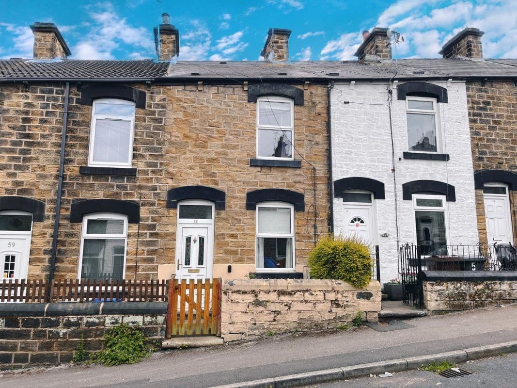 Attractive Stone Fronted Traditional Barnsley Terrace