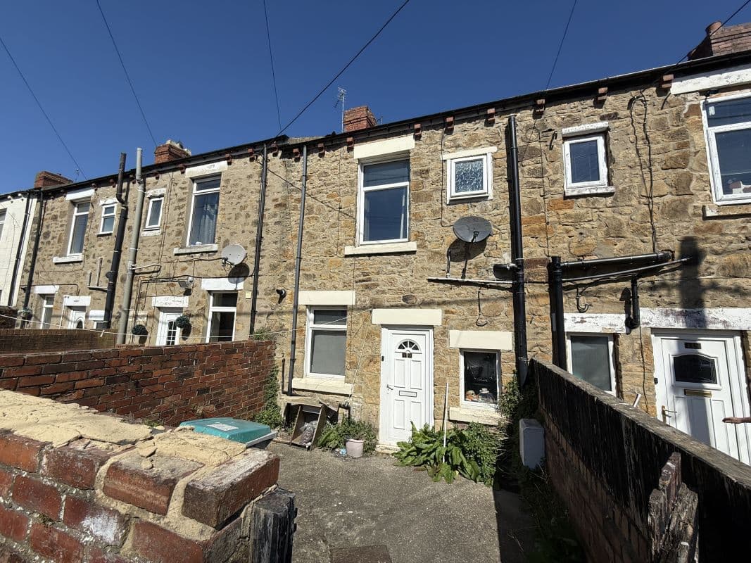 Terrace House with Ongoing Tenancy