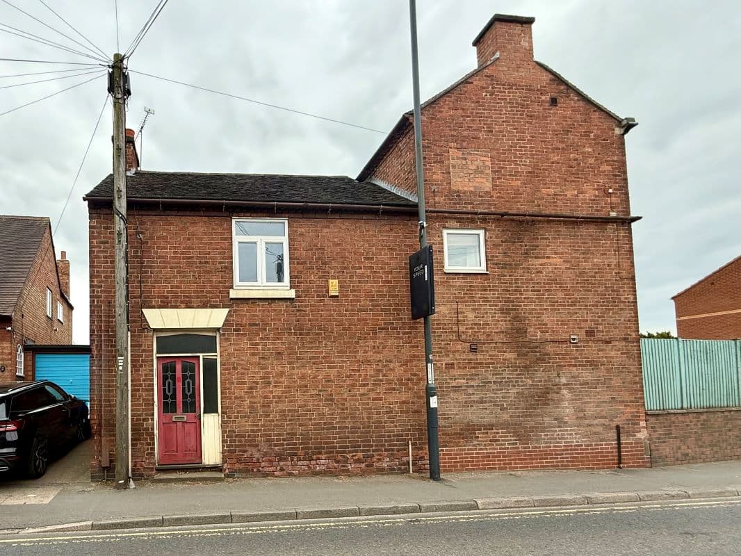 Two Bedroom Semi-Detached Renovation Project in Central Spondon!