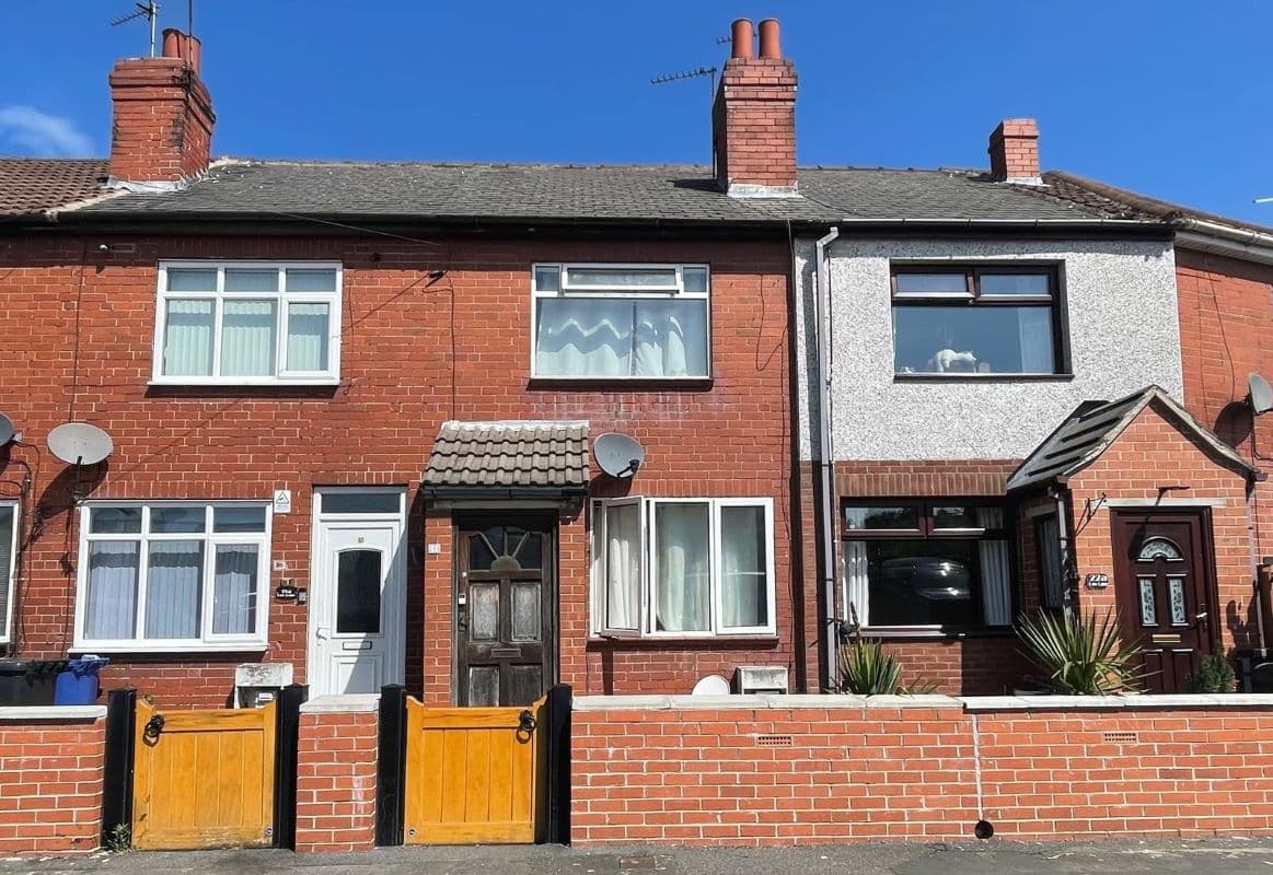 Two Bed Well Maintained House Sold with Vacant Possession.