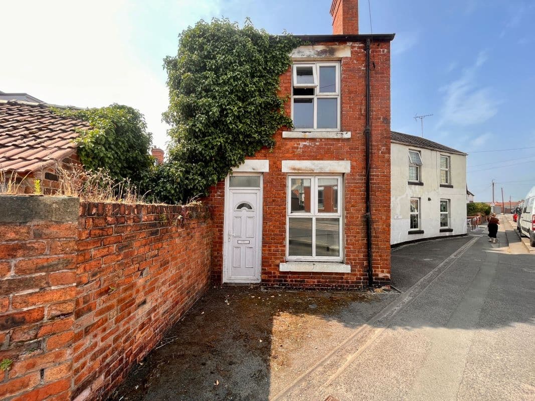 Two Bed Detached House In Need of TLC