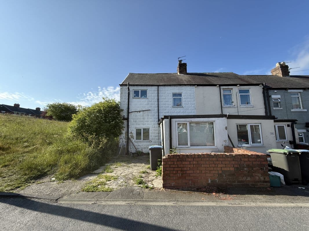 End of Terrace House in Stanley
