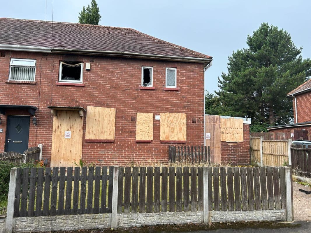 RENOVATION PROJECT - THREE BED SEMI IN DARFIELD!