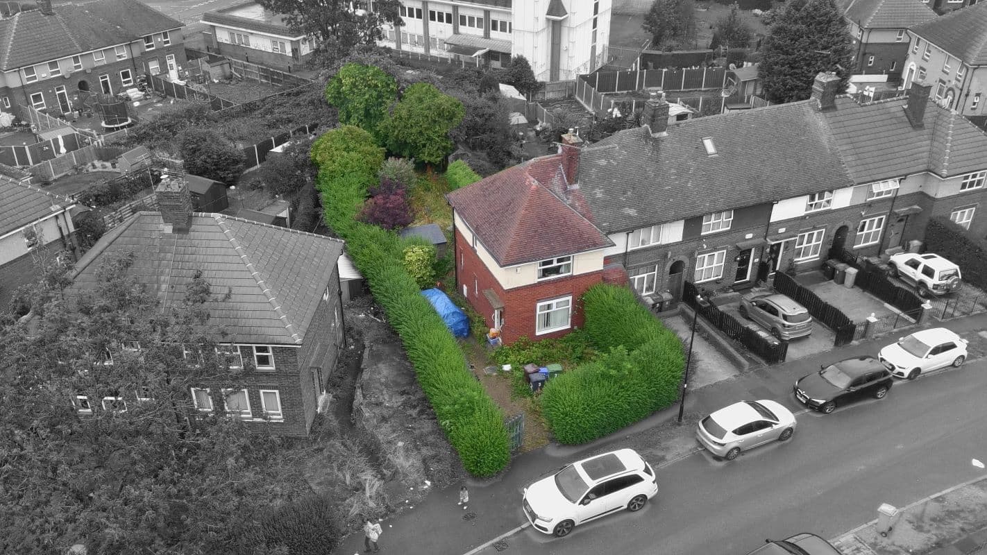 Two Bed Semi Detached House Sold With Vacant Possession
