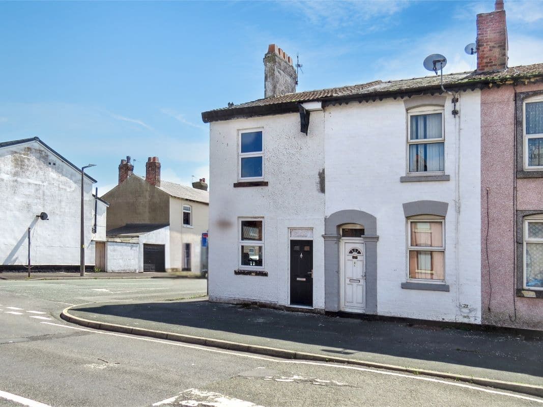 Two Bedroom End of Terrace House for Renovation