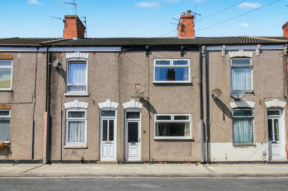Mid Terrace House in Need of Modernisation