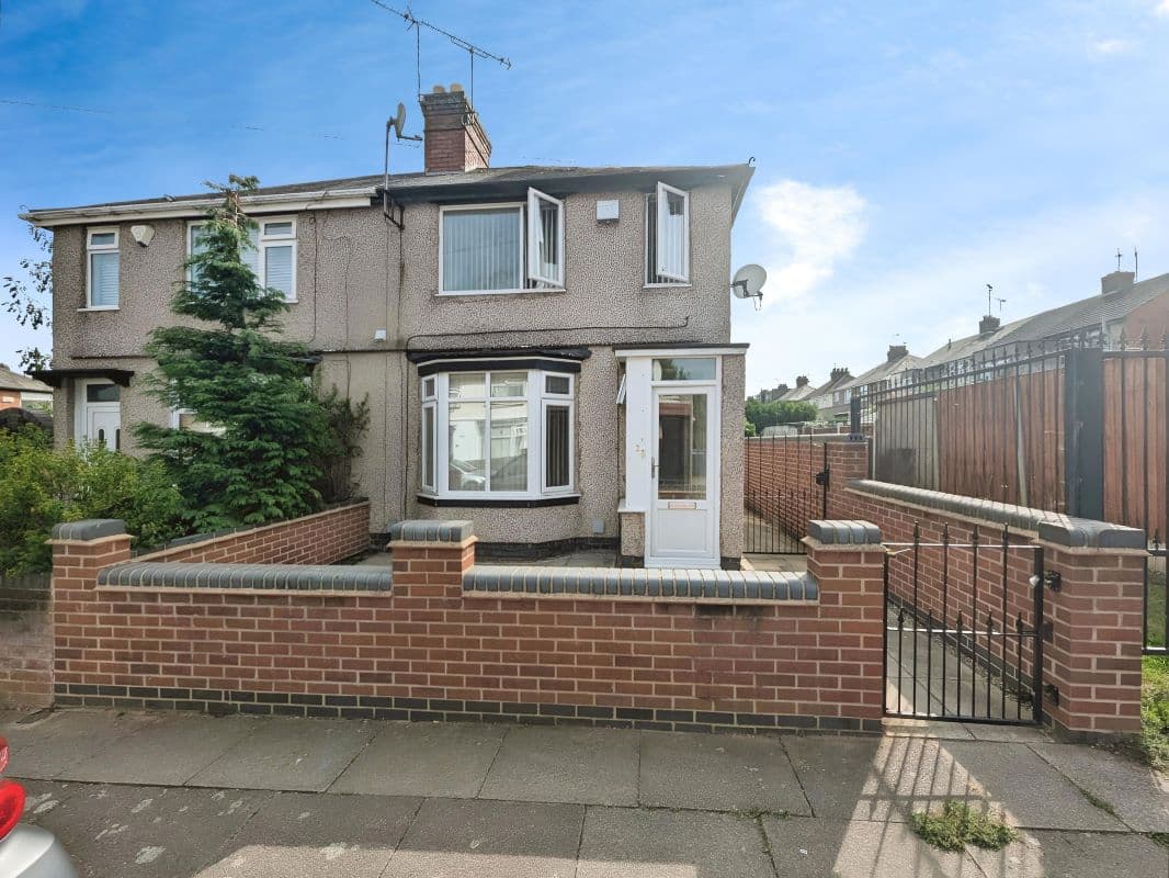 2 Bedroom Semi Detached Property