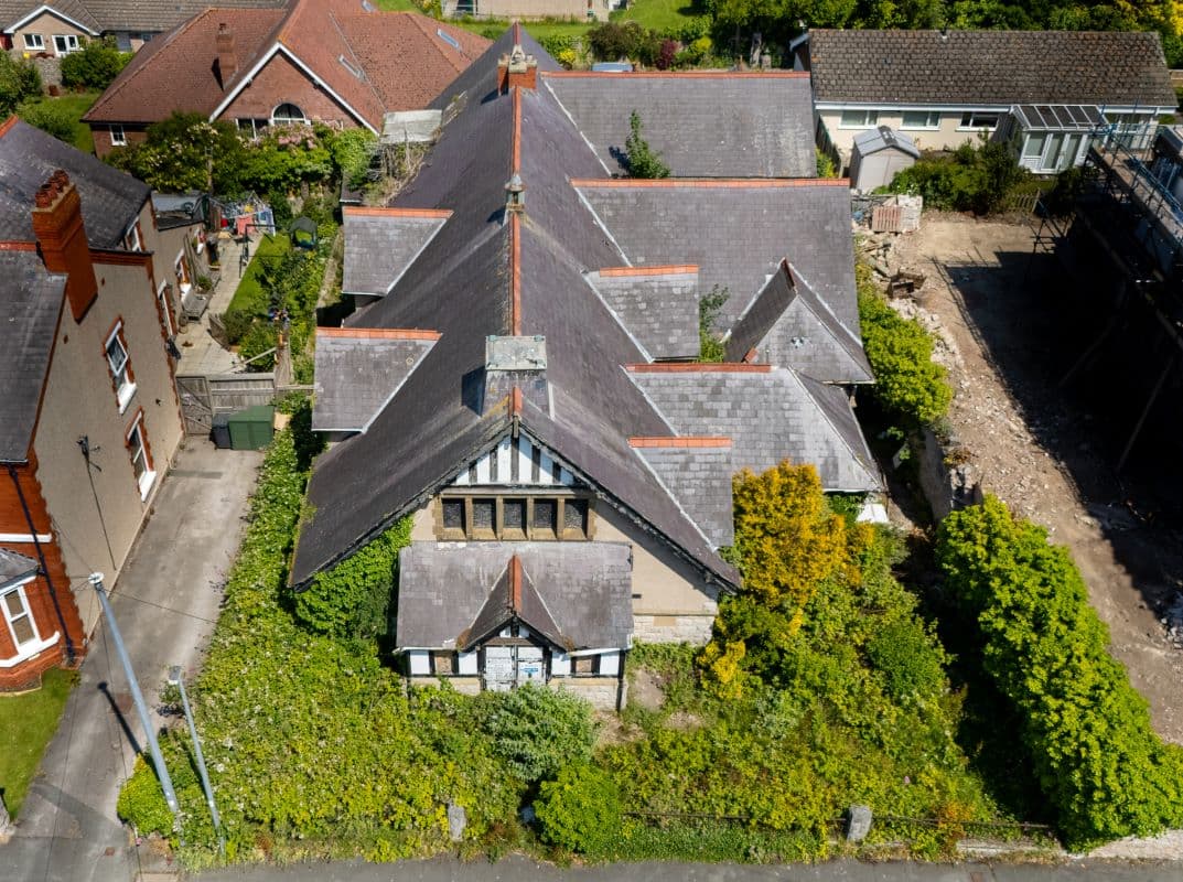 Llandrillo Yn Rhos Church House