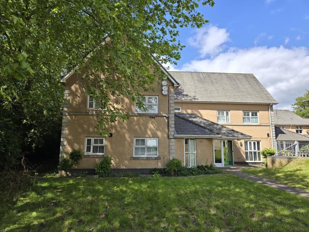 Flat 31 Linnaeus House, Hull, North Humberside